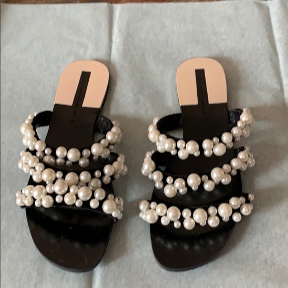 Zara Shoes - Zara sandals